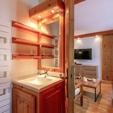Elegant Avec Wifi, Au Centre, Pied Des Pistes, Parking Couvert, Balcon Sud/est, 6 Pers. - Fr-1-694-98 *